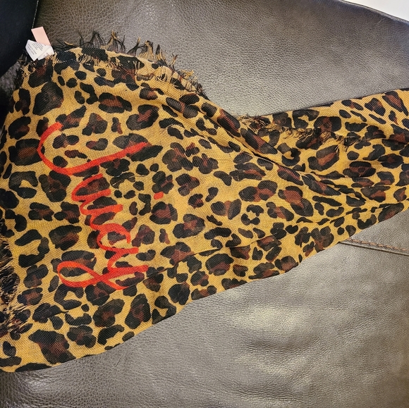 Juicy Scarf - Picture 2 of 2